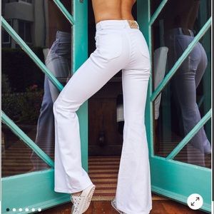 Lee High-Rise Flare Jeans